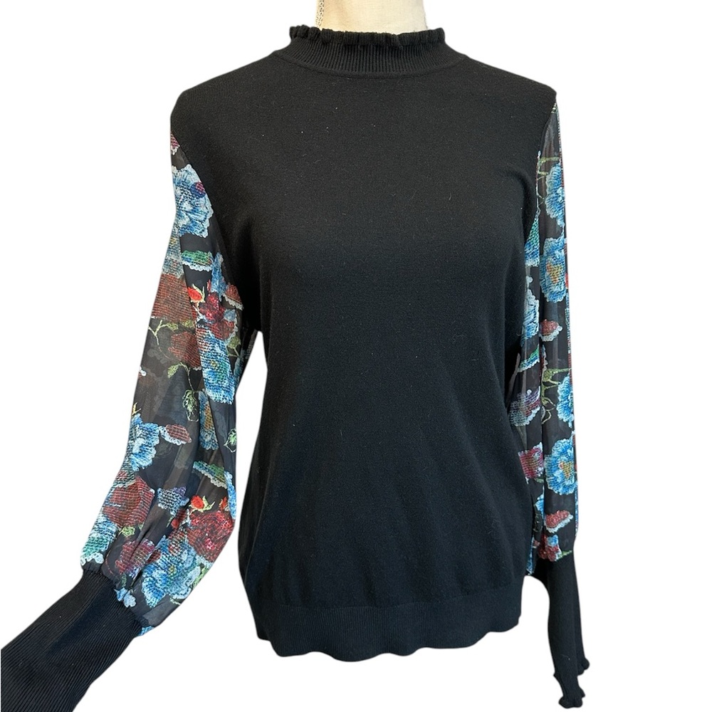 Sioni Sweater Floral Embellished Sleeve Black NWT Women’s Size Large